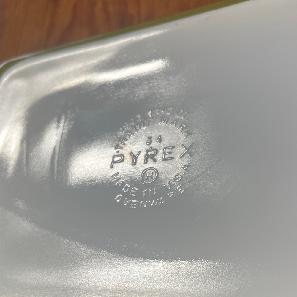 Vintage Pyrex Spring Blossom Crazy Daisy 1 1/2 qt Casserole Dish - Picture 4 of 14